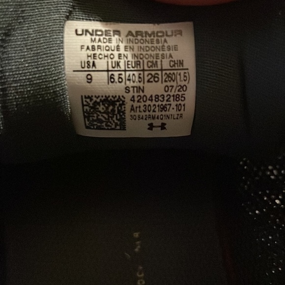 Under Armour sneakers - Picture 7 of 7